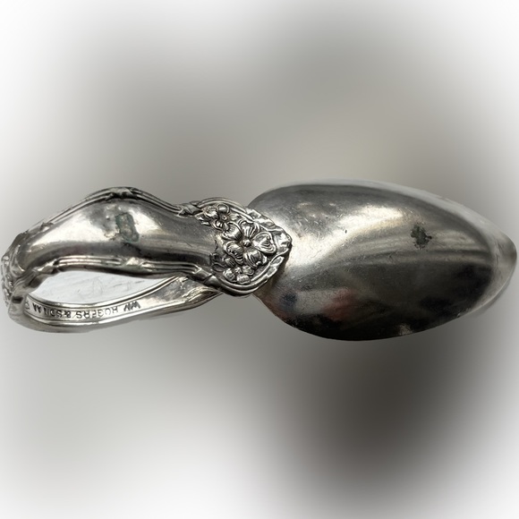 Vtg 1908 Arbutus SILVER BABY SPOON - Wm. Rogers & Son A.A. - Picture 2 of 2